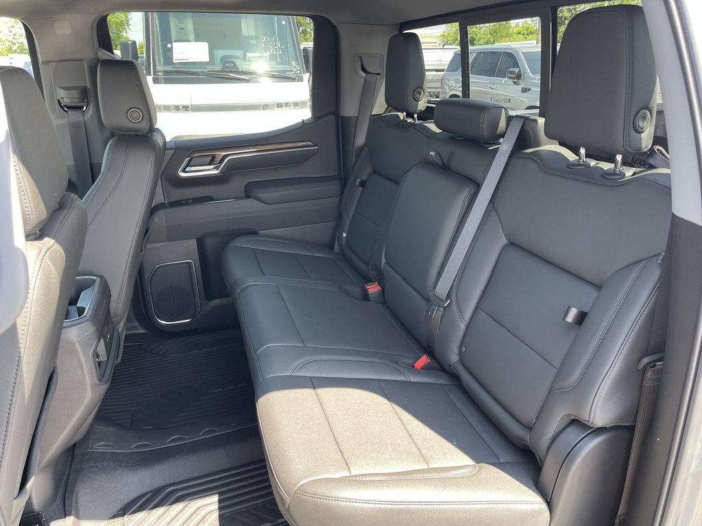 New 2026 Chevrolet Silverado 1500 RST w/ RST All Star Premium Package AWD/4WD image 22