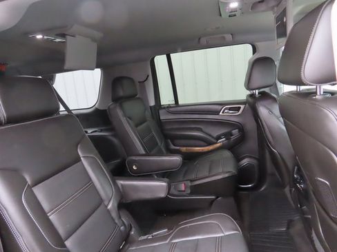 Used 2015 GMC Yukon XL Denali w/ Enhanced Security Package image 30
