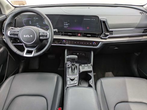Used 2025 Kia Sportage EX FWD image 19