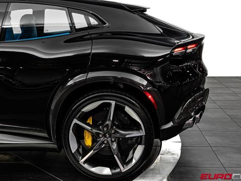 Used 2026 Ferrari Purosangue AWD/4WD image 26
