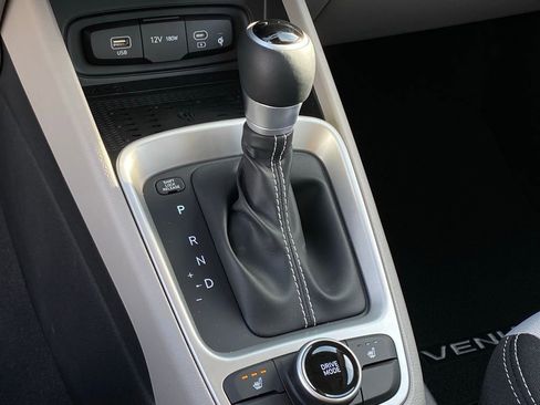 New 2026 Hyundai Venue SEL image 21