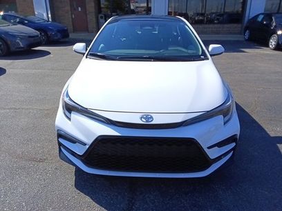 New 2025 Toyota Corolla SE
