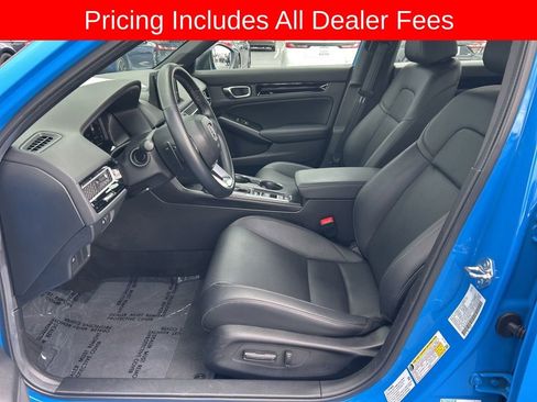 Used 2025 Honda Civic Sport Touring image 2