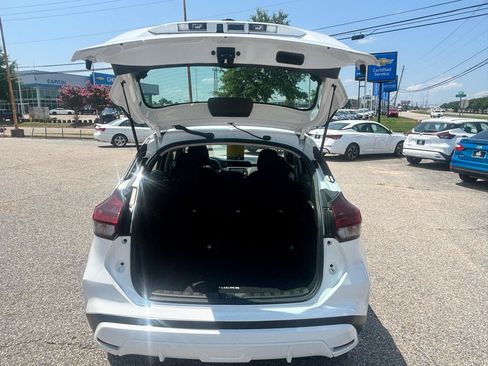Used 2024 Nissan Kicks S FWD image 25