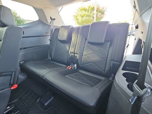 Used 2024 Volkswagen Atlas SE FWD image 27