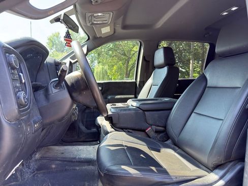 Used 2021 Chevrolet Silverado 3500 W/T w/ WT Convenience Package AWD/4WD image 2
