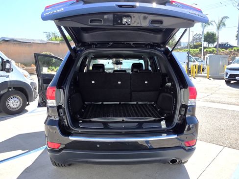 Used 2016 Jeep Grand Cherokee Limited AWD/4WD image 17