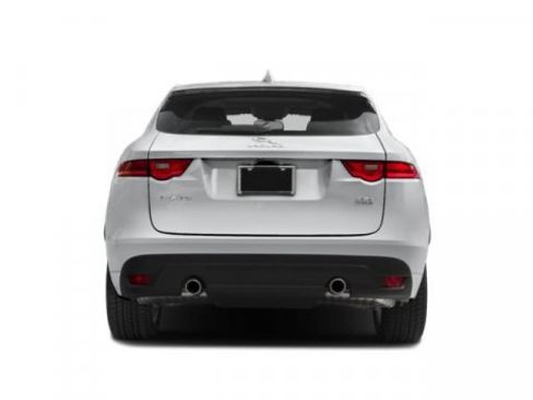 Used 2018 Jaguar F-PACE R-Sport image 5