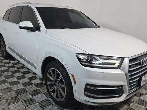 Used 2019 Audi Q7 2.0T Premium w/ Convenience Package image 3