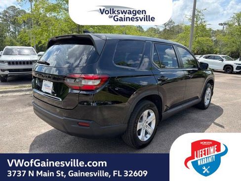 Used 2023 Honda Pilot LX image 6