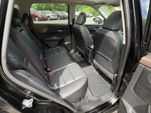 Used 2023 Nissan Rogue SL AWD/4WD image 31