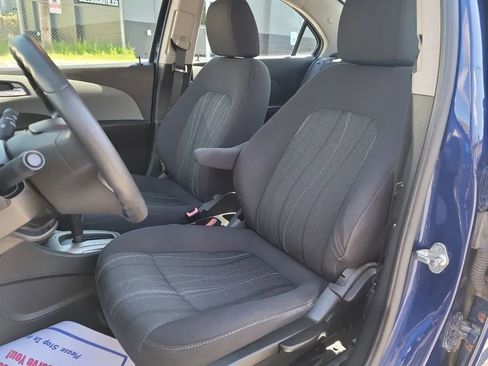 Used 2013 Chevrolet Sonic LT FWD image 9
