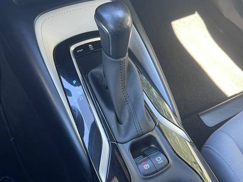 Used 2020 Toyota Corolla SE FWD image 22