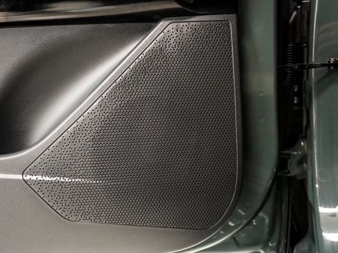 Used 2023 Kia Niro EX Touring image 23