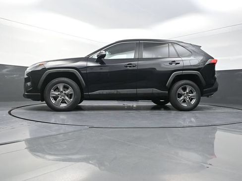 Used 2024 Toyota RAV4 XLE FWD image 33