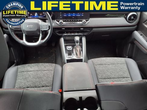 Used 2024 Chevrolet Colorado Z71 w/ Z71 Convenience Package 2 AWD/4WD image 11