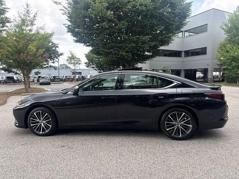 Used 2023 Lexus ES 350 w/ Premium Package FWD image 7