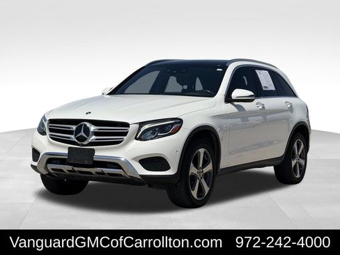 Used 2019 Mercedes-Benz GLC 300 4MATIC image 5