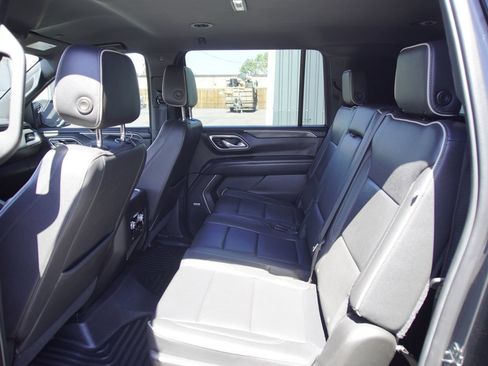 Used 2021 GMC Yukon XL SLT RWD image 12