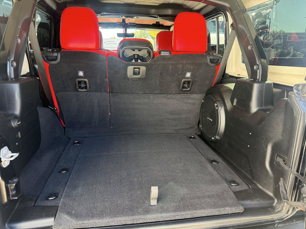 Used 2020 Jeep Wrangler Unlimited Rubicon AWD/4WD image 18