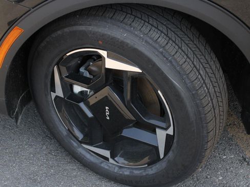 New 2026 Kia Sportage EX AWD/4WD image 8