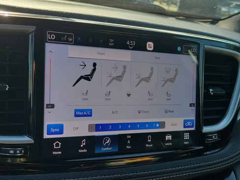 Used 2024 Chrysler Pacifica Limited w/ S Appearance Package FWD image 21