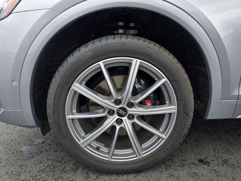 Used 2023 Audi SQ5 Prestige w/ Prestige Package AWD/4WD image 22