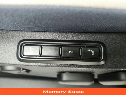 Used 2023 Volkswagen ID.4 Pro S image 32