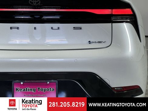 New 2026 Toyota Prius Plug-In Hybrid image 8