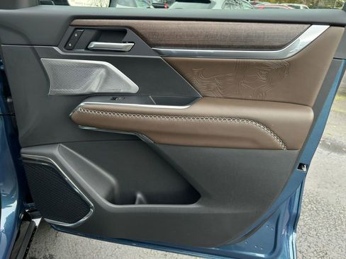 New 2026 GMC Acadia Denali Ultimate image 25