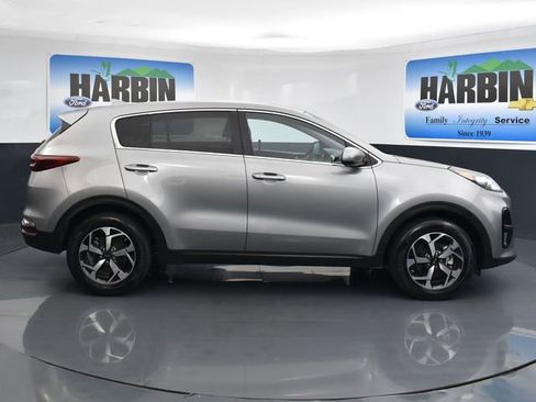 Used 2022 Kia Sportage LX FWD image 6