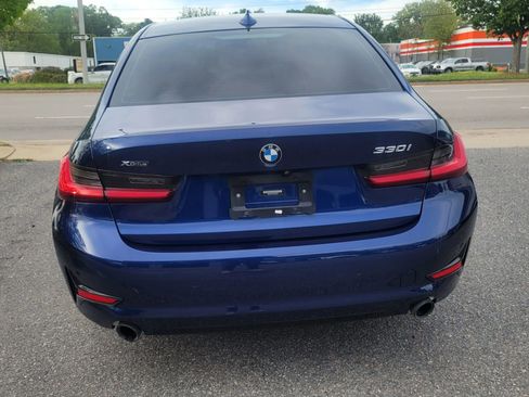 Used 2019 BMW 330i xDrive Sedan w/ Convenience Package AWD/4WD image 4