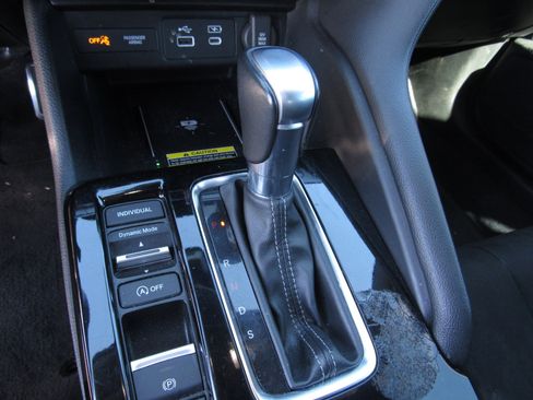 Used 2024 Acura Integra A-Spec image 19