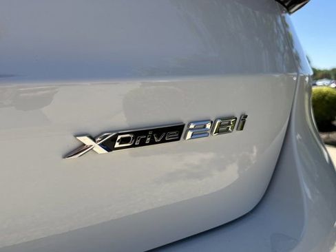 Certified 2025 BMW X1 xDrive28i AWD/4WD image 8