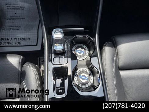 Used 2023 Volvo XC40 B5 Plus w/ Driver Assist Package AWD/4WD image 39