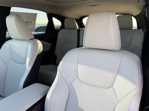 New 2026 Lexus RX 350 RX 350h Premium+ image 18