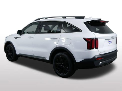 Certified 2023 Kia Sorento S image 8