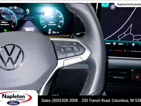 Used 2025 Volkswagen Tiguan SEL R-Line AWD/4WD image 20