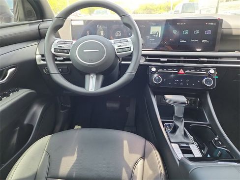 New 2025 Hyundai Tucson XRT image 11