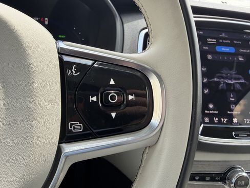 Certified 2024 Volvo XC90 T8 Plus AWD/4WD image 31