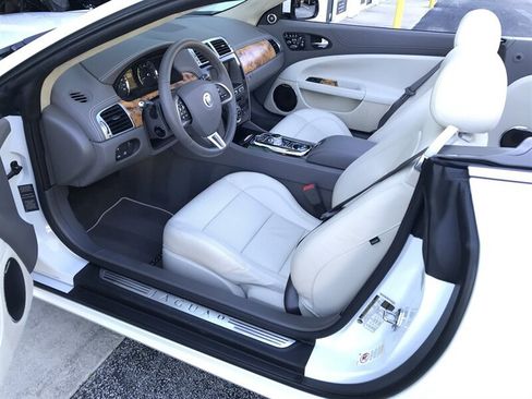 Used 2013 Jaguar XK Convertible RWD image 14