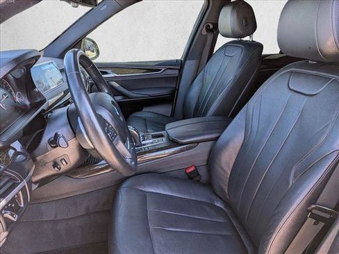 Used 2018 BMW X5 sDrive35i image 11