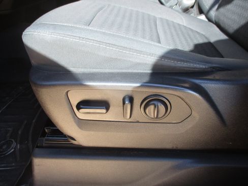 Used 2020 Chevrolet Silverado 1500 LT w/ Texas Edition image 12