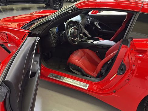 Used 2014 Chevrolet Corvette Stingray Coupe 1LT image 16