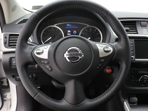 Used 2019 Nissan Sentra SV image 16