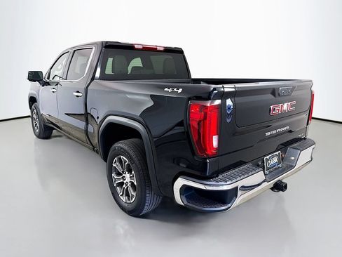 Used 2026 GMC Sierra 1500 SLT AWD/4WD image 5