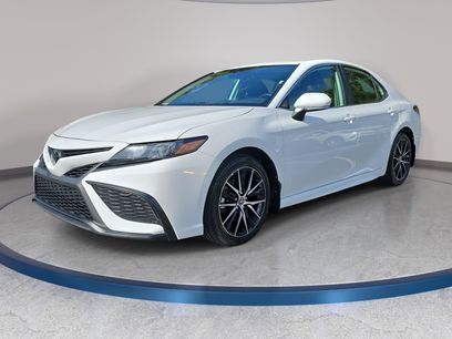 Used 2024 Toyota Camry SE w/ Cold Weather Package