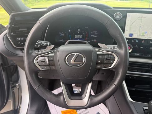 Used 2024 Lexus TX 350 AWD w/ Captains Chair Package image 31