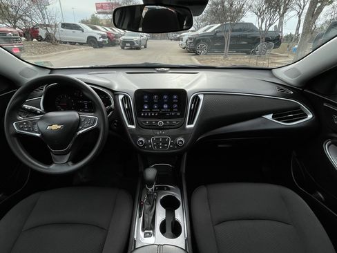 Used 2024 Chevrolet Malibu LT image 11
