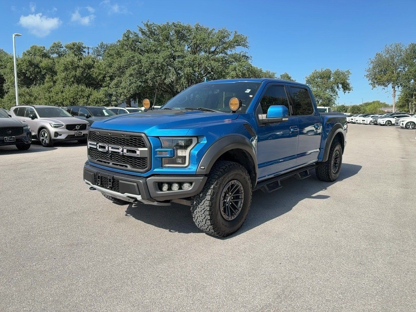 Used 2020 Ford F150 Raptor w/ Equipment Group 802A Luxury AWD/4WD image 2